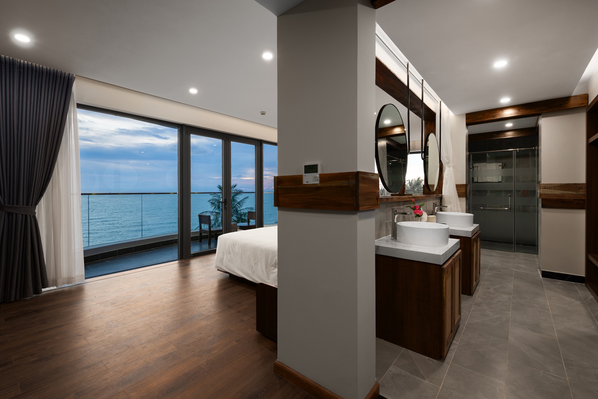 Grand Suite Ocean Panorama